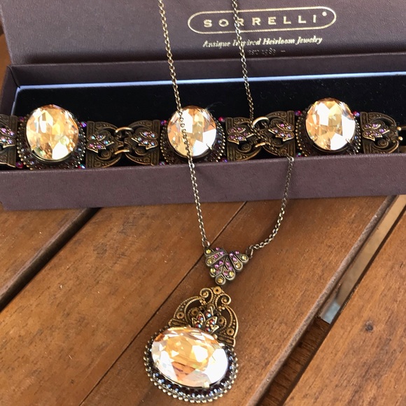 Sorrelli Tapestry - Picture 6 of 8